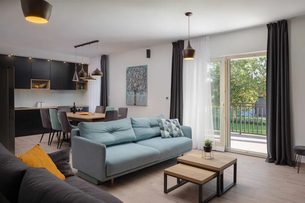 Modern Family Villa with Pool in Dicmo