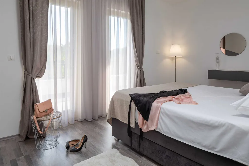 Modern Family Villa with Pool in Dicmo