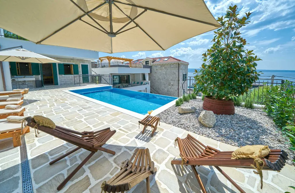 Coastal Stone Villa with Infinity Pool, Split