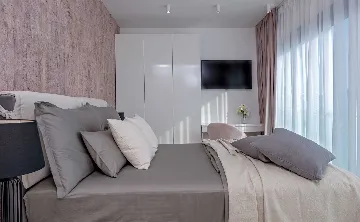 Modern Villa with Pool and Rooftop in Kanica