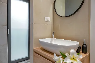 Modern Villa with Pool and Rooftop in Kanica