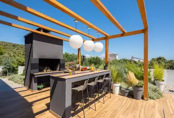 Modern Villa with Pool and Rooftop in Kanica