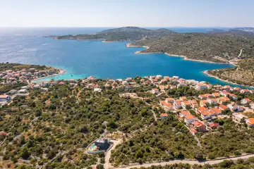 Modern Villa with Pool and Rooftop in Kanica