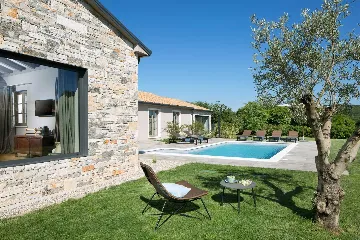 Family Villa with Pool in Bale, Istria