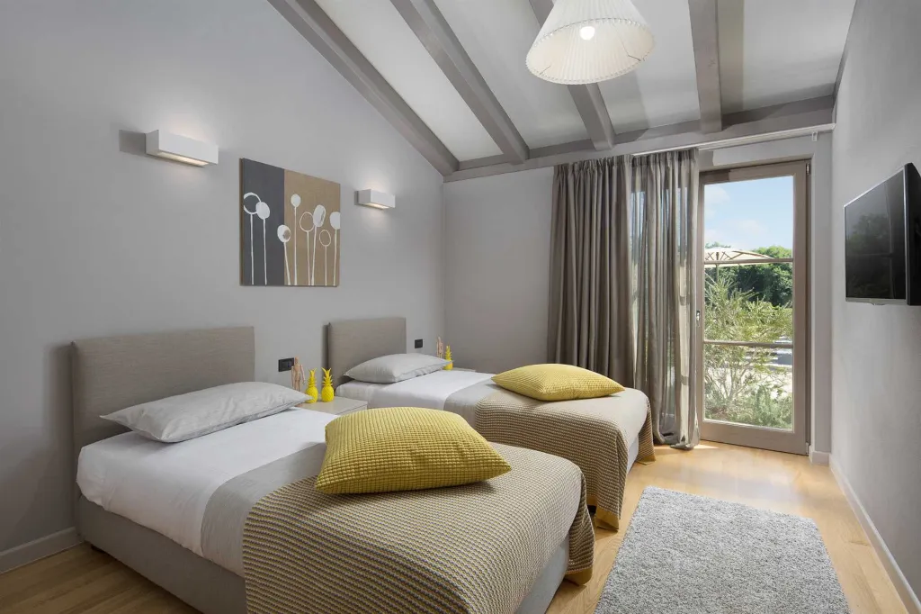 Family Villa with Pool in Bale, Istria