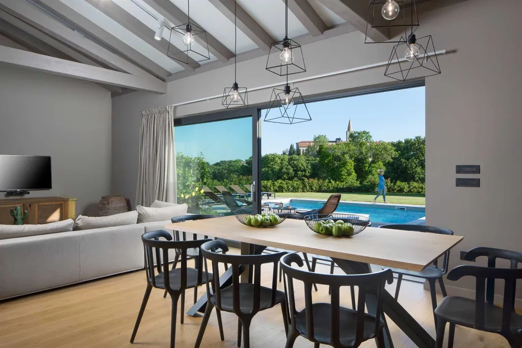 Family Villa with Pool in Bale, Istria