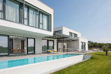 Spacious Villa with Heated Pools in Bale