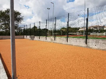 Spacious 4-Bedroom Villa with Pool in Kanfanar