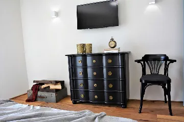 Family Villa with Pool in Kanfanar, Istria