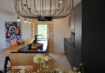 Family Villa with Pool in Kanfanar, Istria