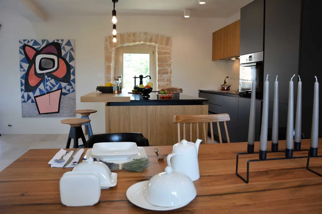 Family Villa with Pool in Kanfanar, Istria