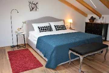 Family Villa with Pool in Kanfanar, Istria