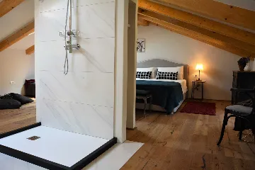 Family Villa with Pool in Kanfanar, Istria