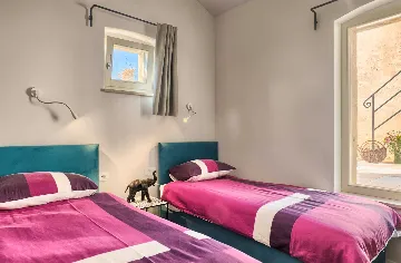 Rustic Pool Villa with Garden in Kanfanar