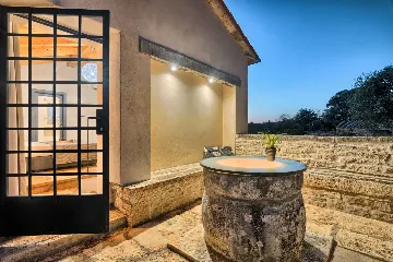 Rustic Pool Villa with Garden in Kanfanar