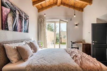 Rustic Pool Villa with Garden in Kanfanar