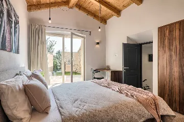 Rustic Pool Villa with Garden in Kanfanar