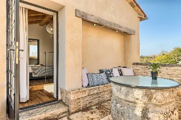 Rustic Pool Villa with Garden in Kanfanar