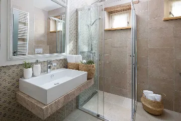 Spacious Holiday Villa with Pool in Kanfanar