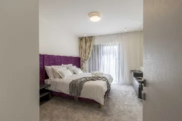 Seafront Family Villa with Pool in Kaštel Kambelovac