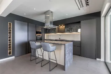 Seafront Family Villa with Pool in Kaštel Kambelovac