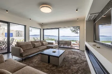 Seafront Family Villa with Pool in Kaštel Kambelovac