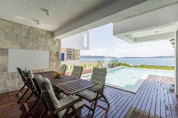 Seafront Family Villa with Pool in Kaštel Kambelovac