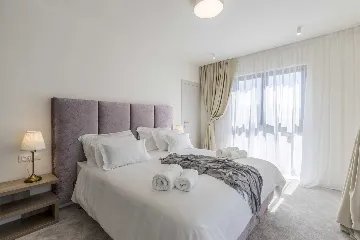 Seafront Family Villa with Pool in Kaštel Kambelovac