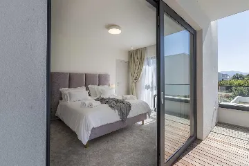 Seafront Family Villa with Pool in Kaštel Kambelovac