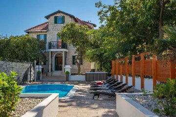 Seaside Family Villa with Pool in Trogir