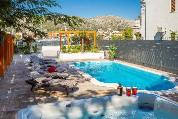 Seaside Family Villa with Pool in Trogir