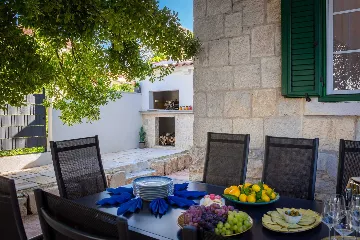 Seaside Family Villa with Pool in Trogir