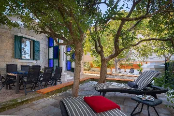 Seaside Family Villa with Pool in Trogir
