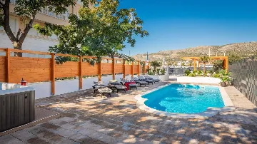 Seaside Family Villa with Pool in Trogir