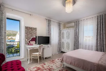 Seaside Family Villa with Pool in Trogir