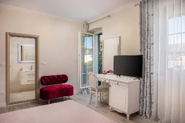 Seaside Family Villa with Pool in Trogir