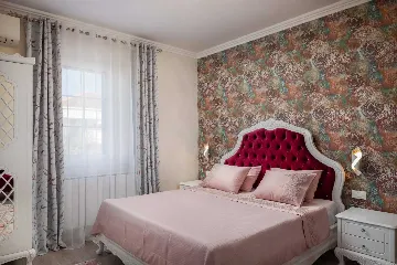 Seaside Family Villa with Pool in Trogir