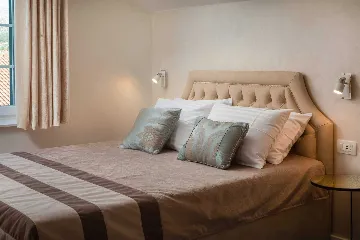 Seaside Family Villa with Pool in Trogir