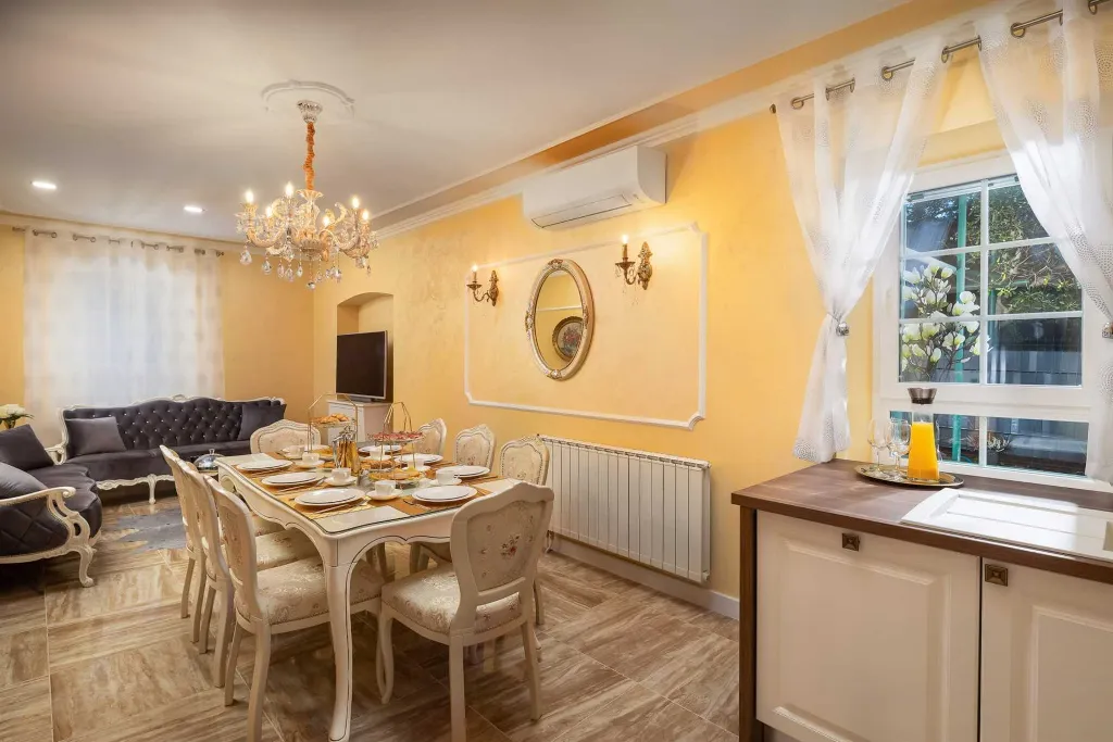 Seaside Family Villa with Pool in Trogir