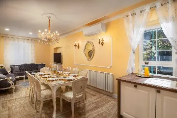 Seaside Family Villa with Pool in Trogir