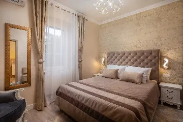 Seaside Family Villa with Pool in Trogir