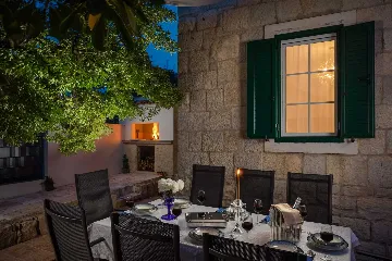 Seaside Family Villa with Pool in Trogir
