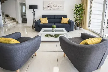 Contemporary 4-Bedroom Villa with Pool in Novalja