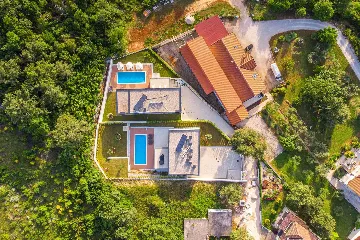 Modern 4-Bedroom Villa in Rovinjsko Selo, Croatia