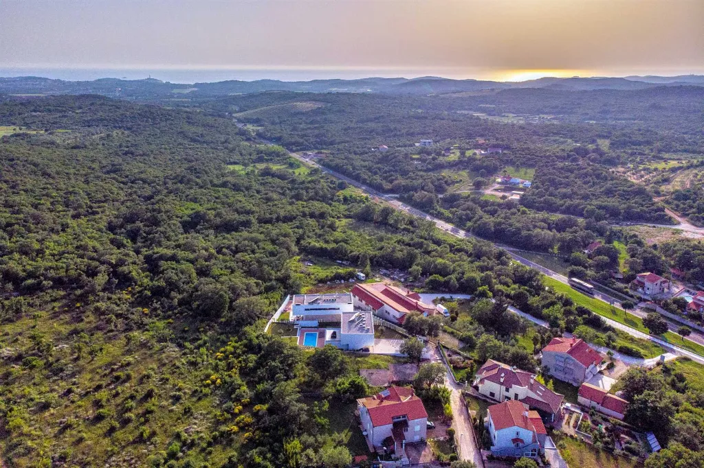 Modern 4-Bedroom Villa in Rovinjsko Selo, Croatia