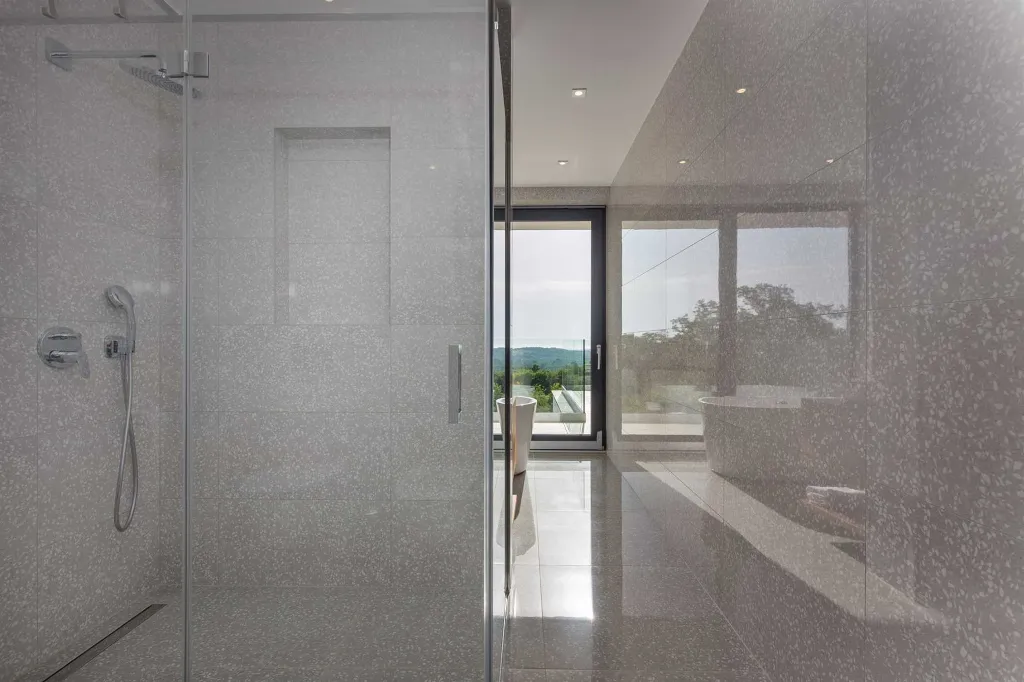 Modern 4-Bedroom Villa in Rovinjsko Selo, Croatia