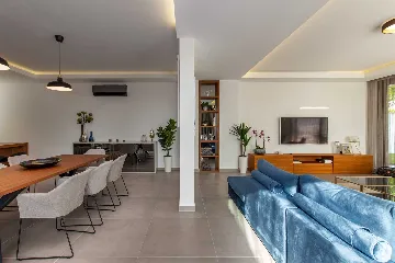 Modern 4-Bedroom Villa in Rovinjsko Selo, Croatia