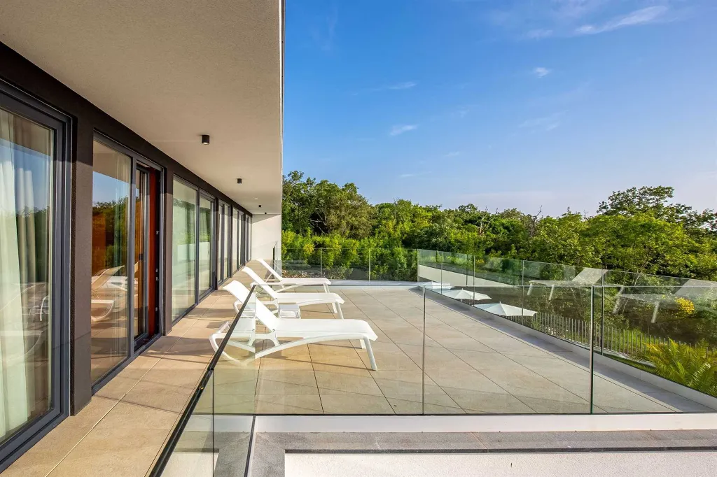 Modern 4-Bedroom Villa in Rovinjsko Selo, Croatia