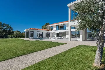 Private Seaside Villa Retreat with Pool in Vrsar