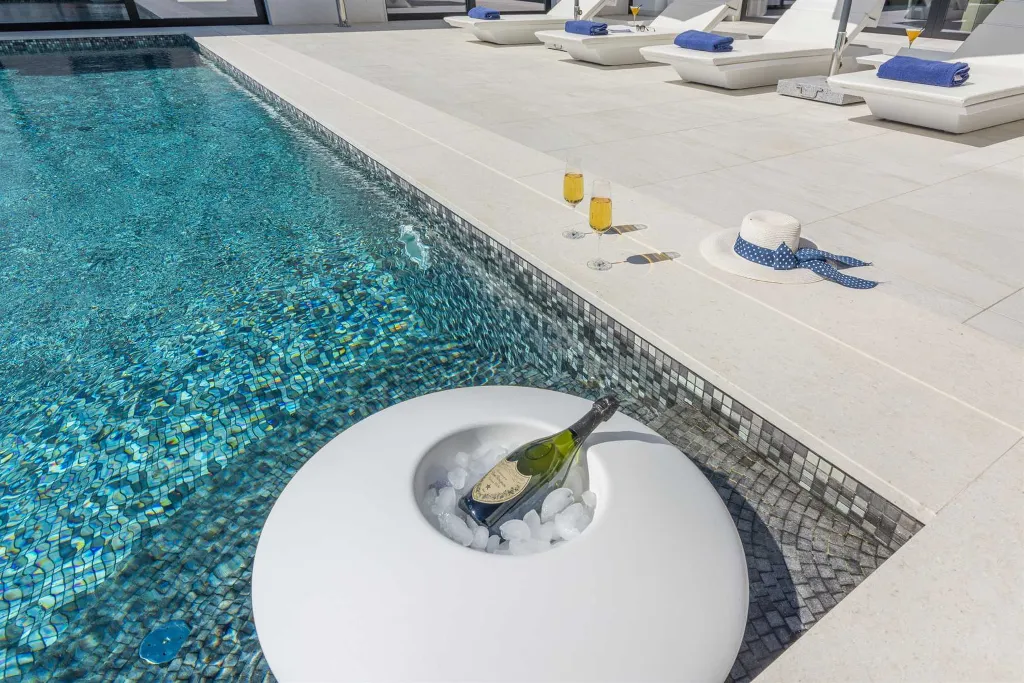 Private Seaside Villa Retreat with Pool in Vrsar